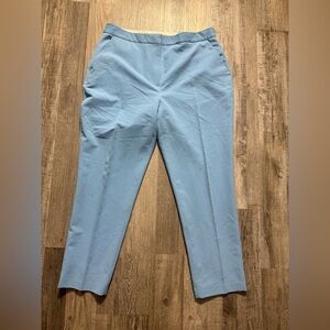 Tahari Light Blue Trousers | Women's Size 12
Classic Fit cropped corpcore office